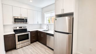 4 WEEKS FREE RENT! Brand New Modern Units in N. Tabor Neighborhood - Photo 1 of 1