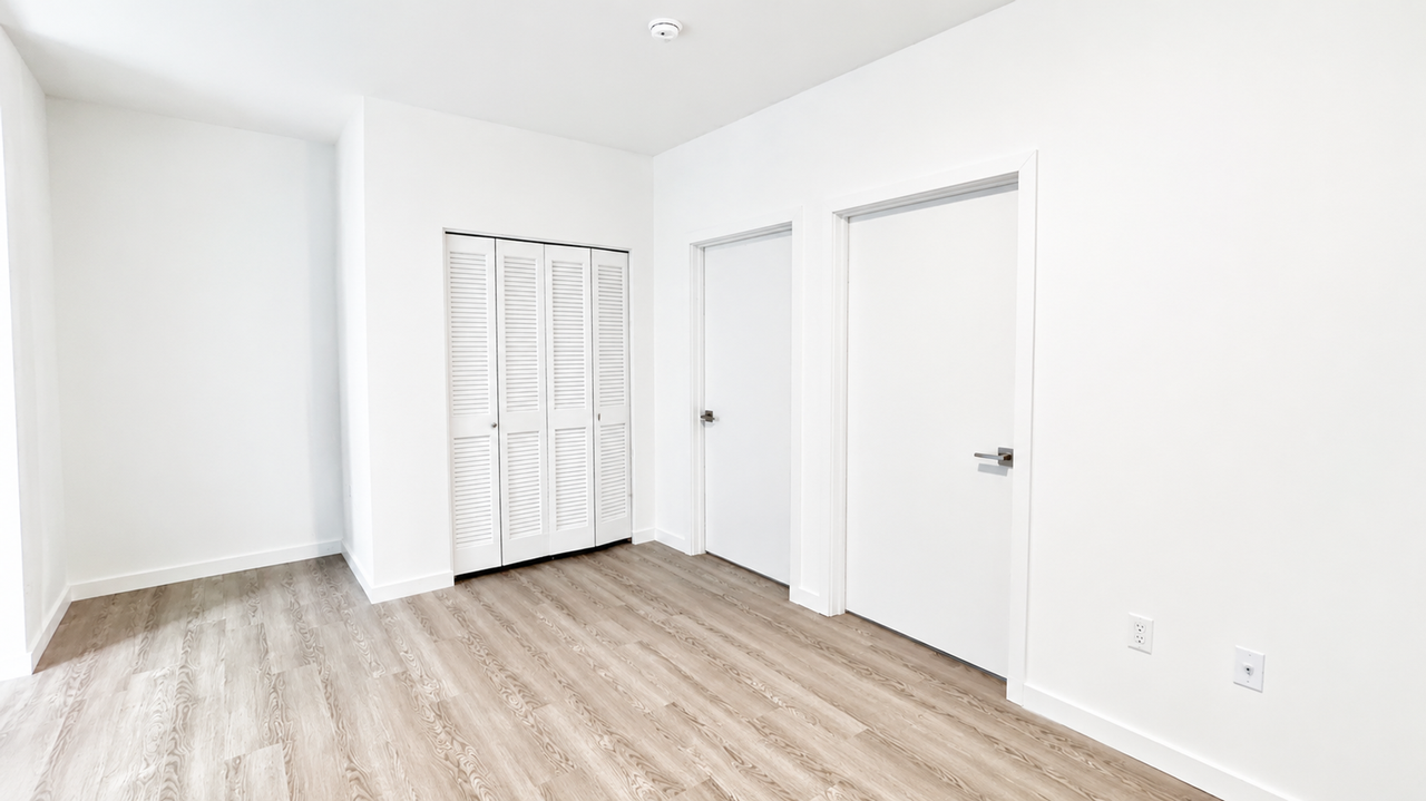 4 WEEKS FREE RENT! Brand New Modern Units in N. Tabor Neighborhood - Photo 5 of 22