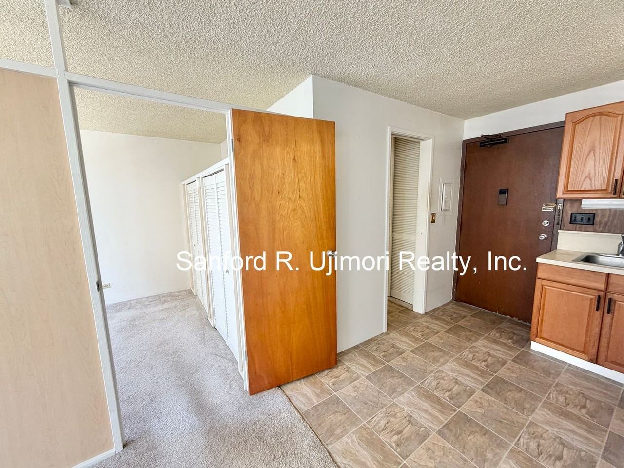 1560 Kanunu St #1115 - Photo 3 of 8