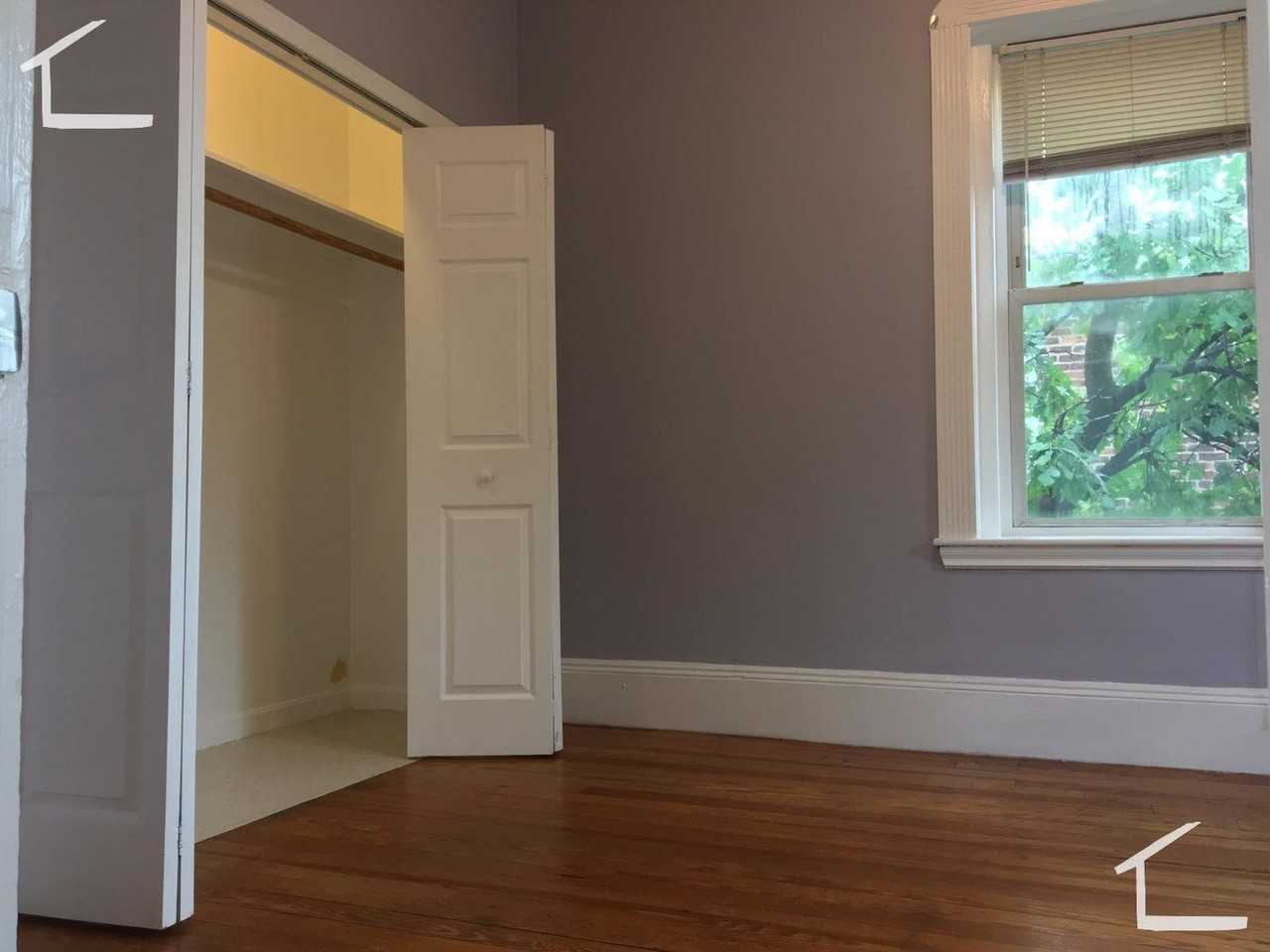 4 Litchfield St - Photo 7 of 9