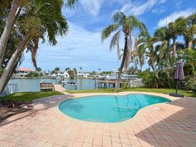 10128 Yacht Club Dr - Photo 1 of 1