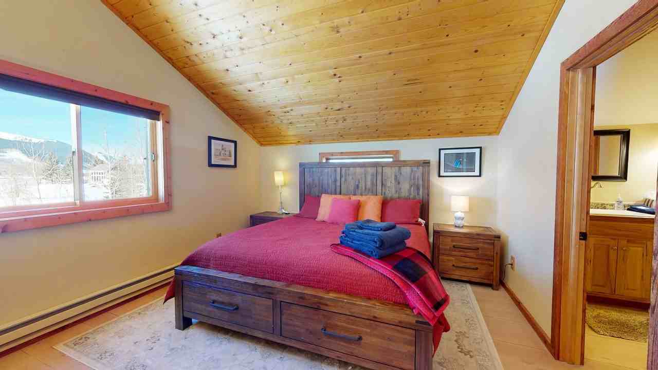 22 Riverbend Dr - Photo 6 of 17