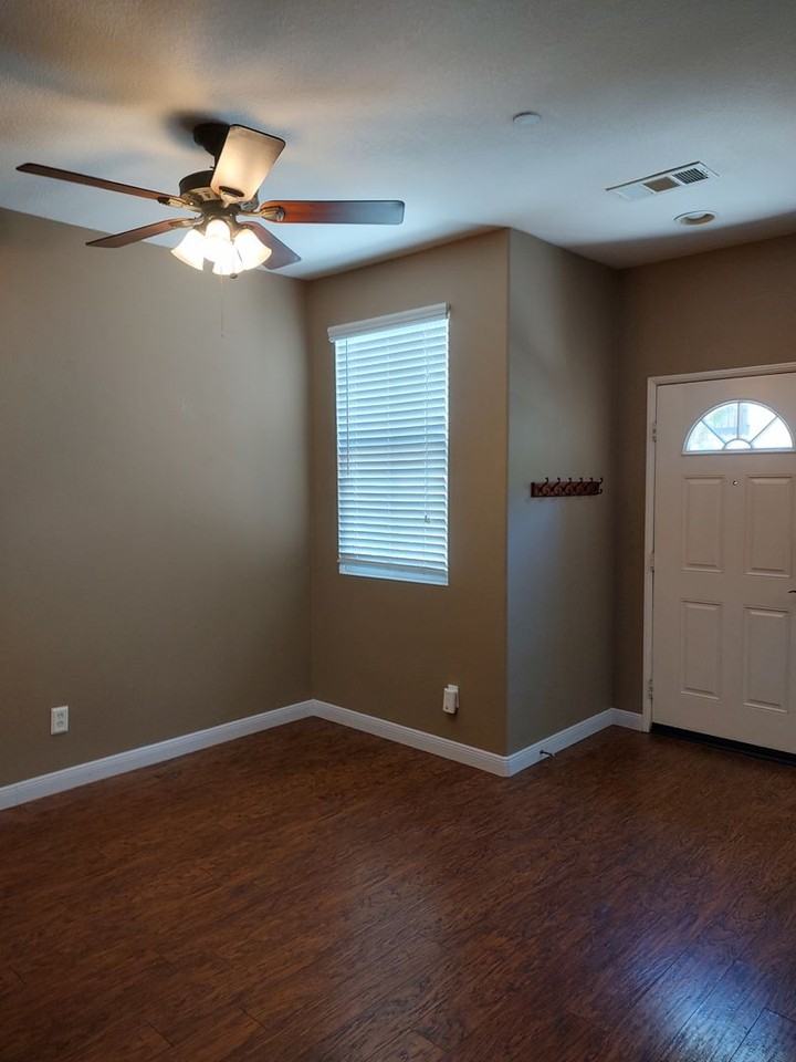 28301 Socorro St #65 - Photo 3 of 18