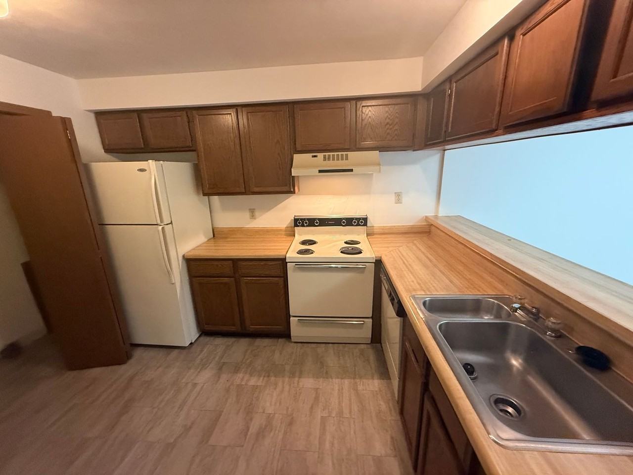 405 Clayton Dr #25 - Photo 5 of 25