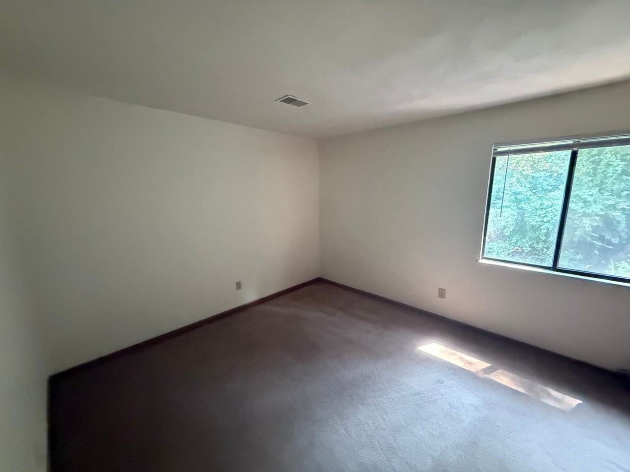 405 Clayton Dr #25 - Photo 7 of 25