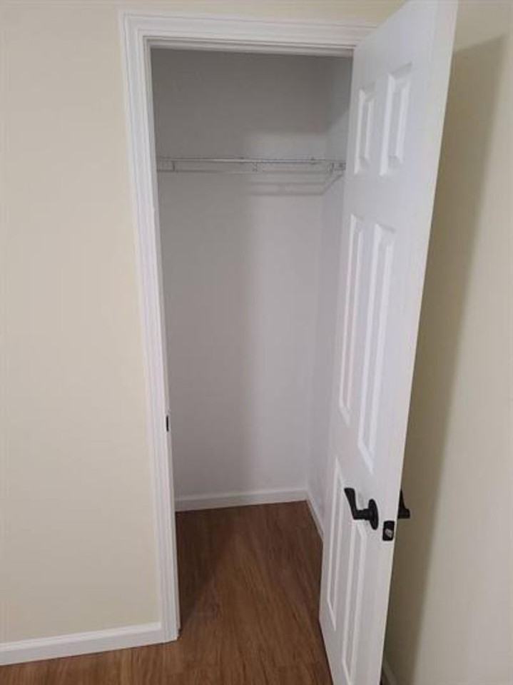 1538 Longfield Ave - Photo 6 of 25