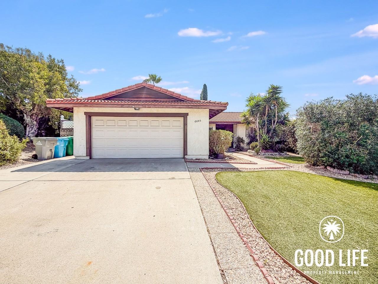 6645 Amberly St - Photo 2 of 22
