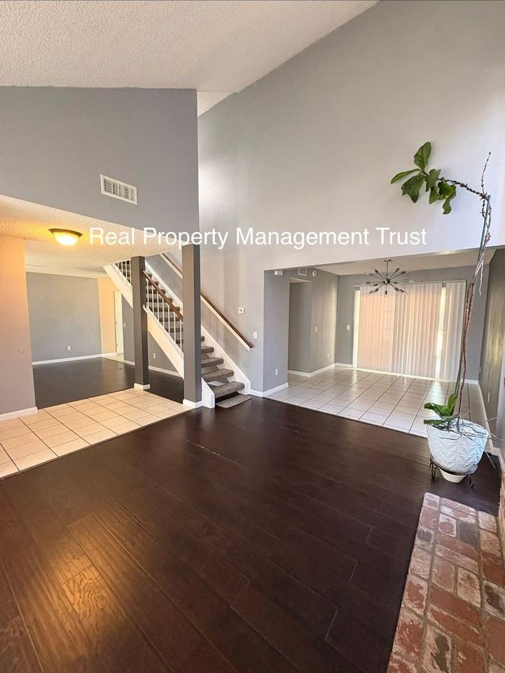 10779 Anemone Cir - Photo 2 of 15