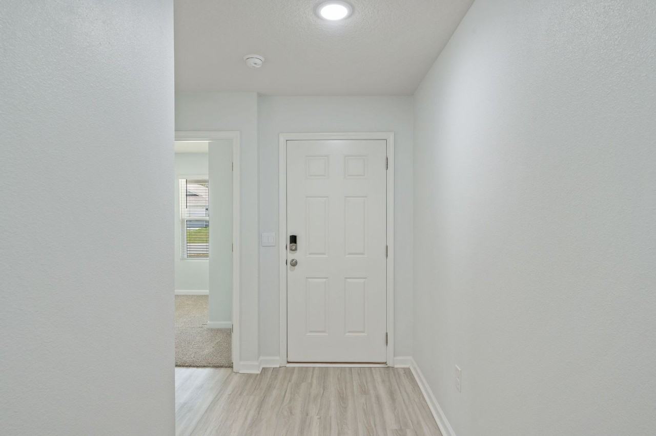 522 Mary Lou Way - Photo 7 of 44
