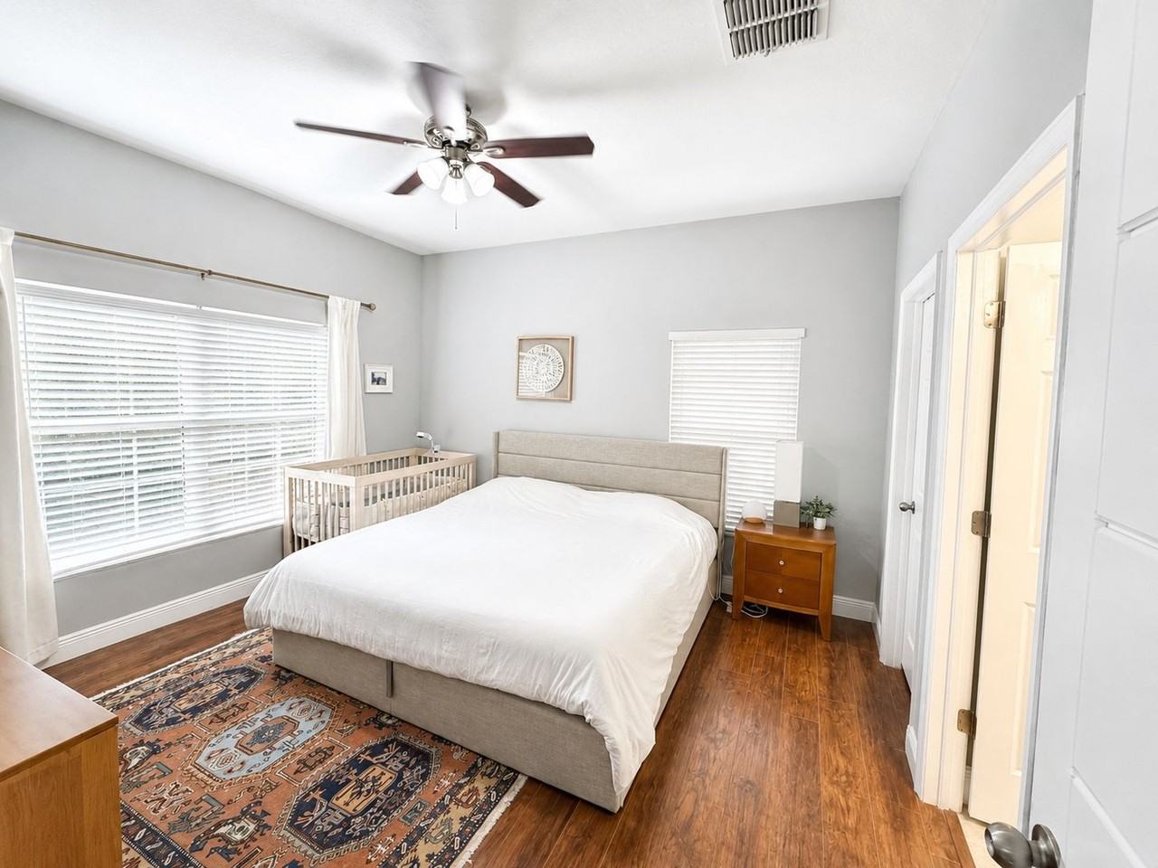 7605 N Dixon Ave - Photo 6 of 25
