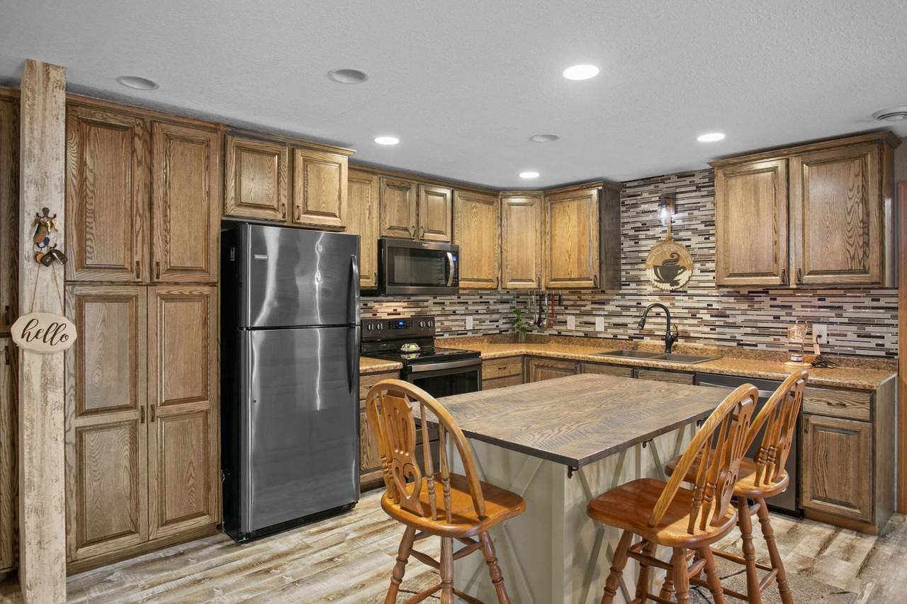 12501 312th Ave - Photo 3 of 15