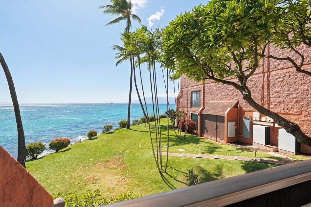 3959 Lower Honoapiilani Rd #709 - Photo 4 of 34