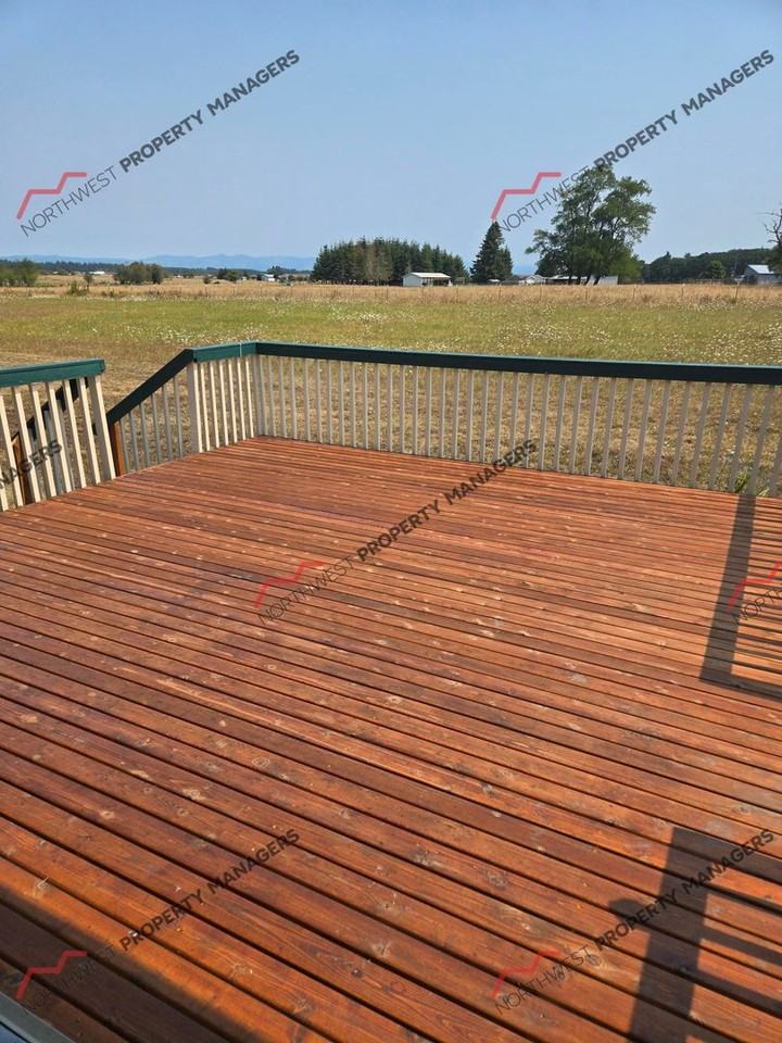 389 Spencer Rd - Photo 6 of 6
