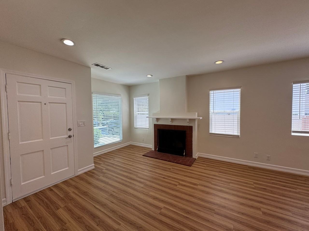 2150 Crescent Ave - Photo 5 of 28