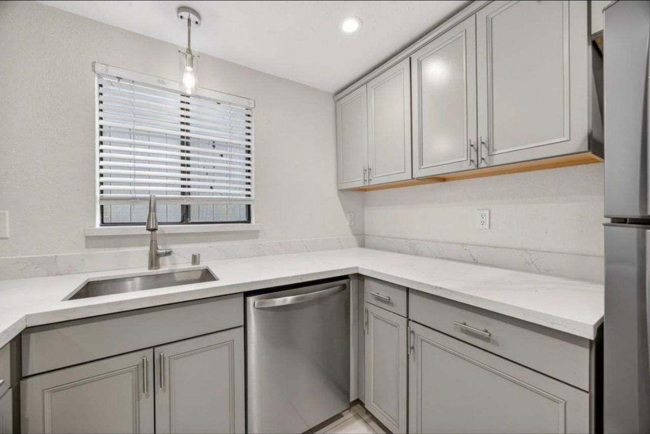 4549 Melody Dr - Photo 5 of 24