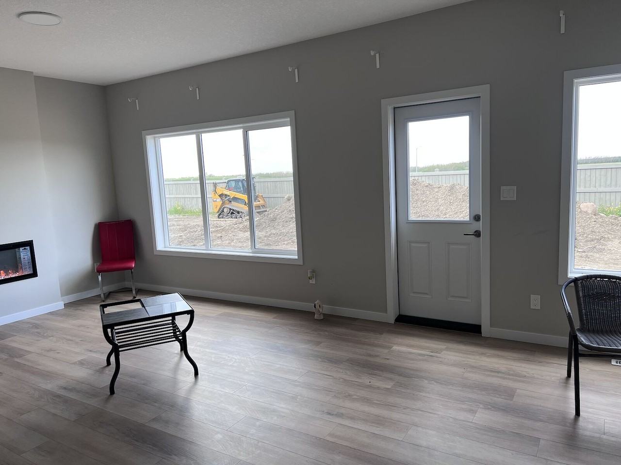 7372 182 Ave Nw - Photo 4 of 46