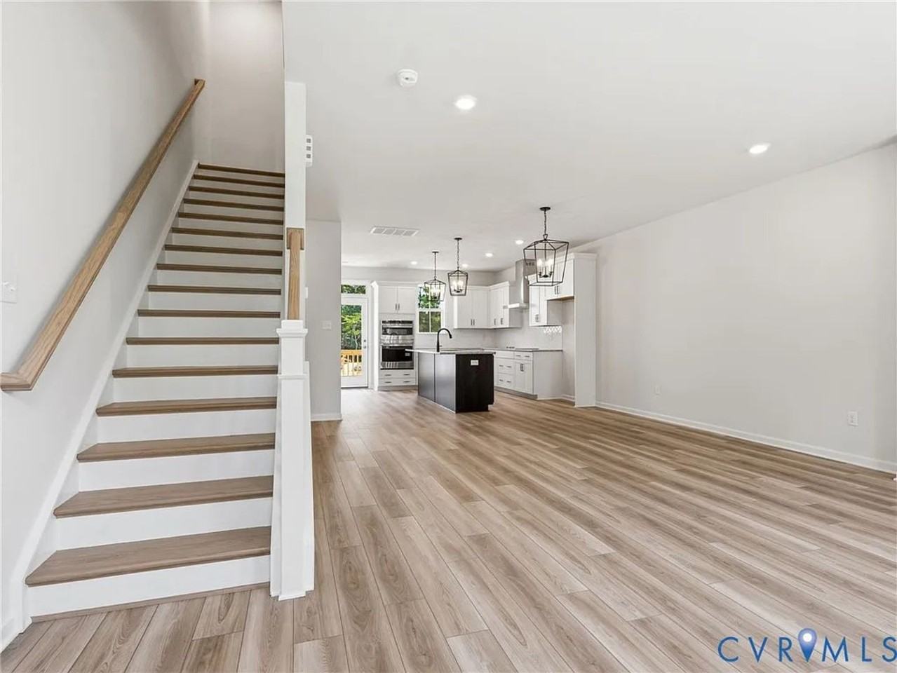 13813 Riverlight Dr - Photo 6 of 26