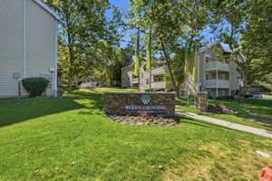 featured image of 850 N Highway 89
