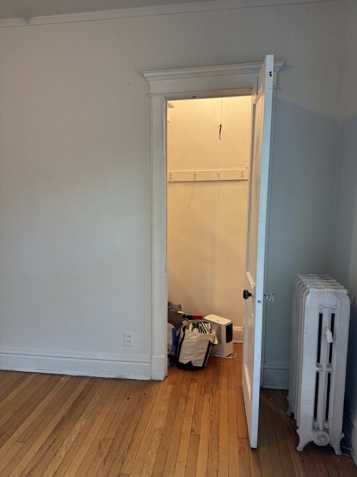 3619 N Pine Grove Ave #3 - Photo 7 of 13
