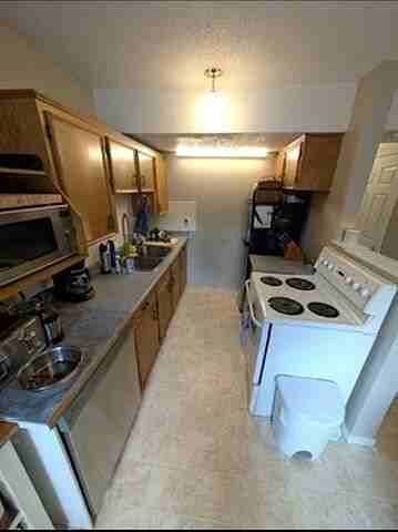 6223 Riverbend Village - Photo 5 of 12