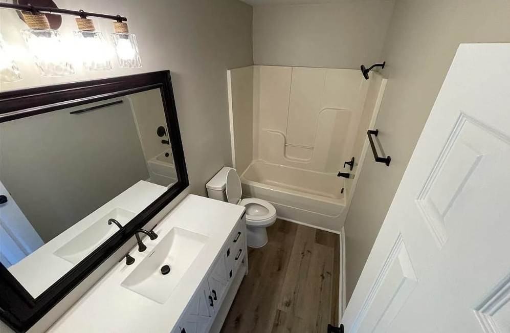 304 Livery Ct #NA - Photo 4 of 10