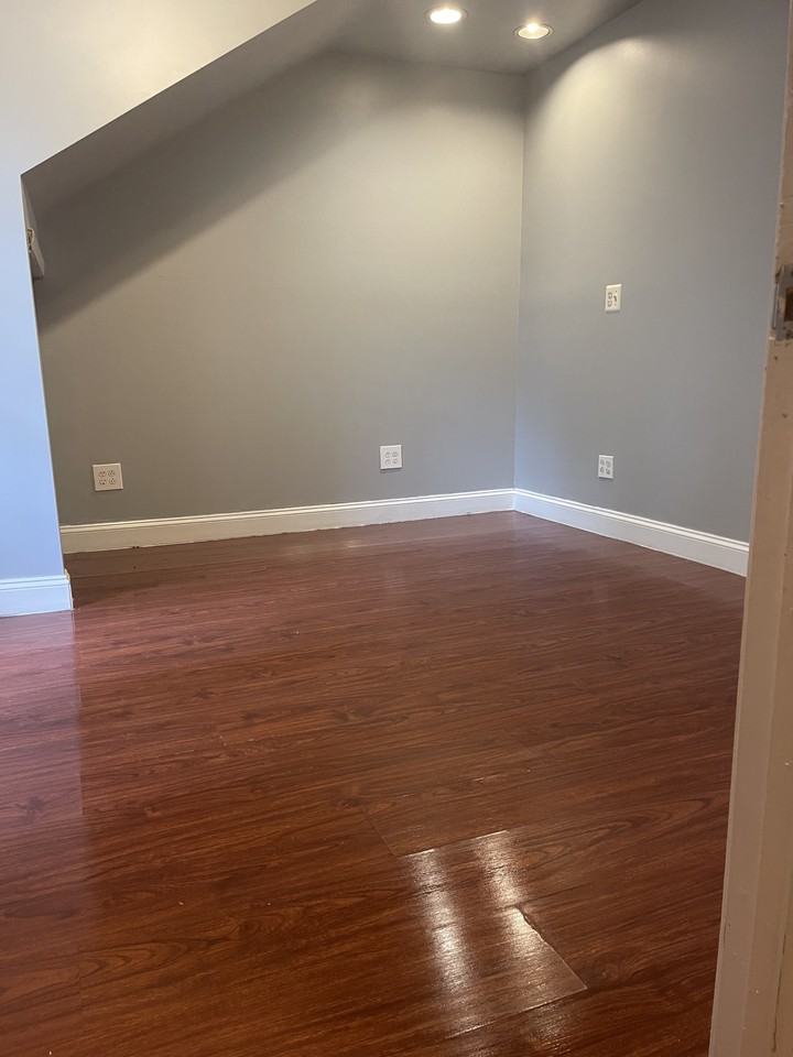 72 Union St #1 - Photo 5 of 12