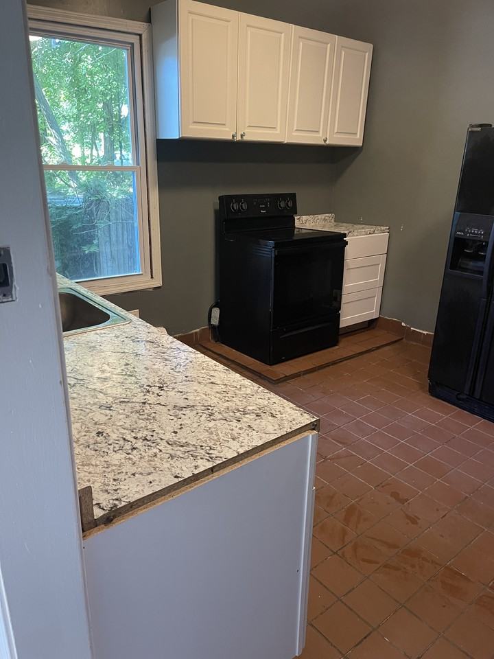 72 Union St #1 - Photo 6 of 12