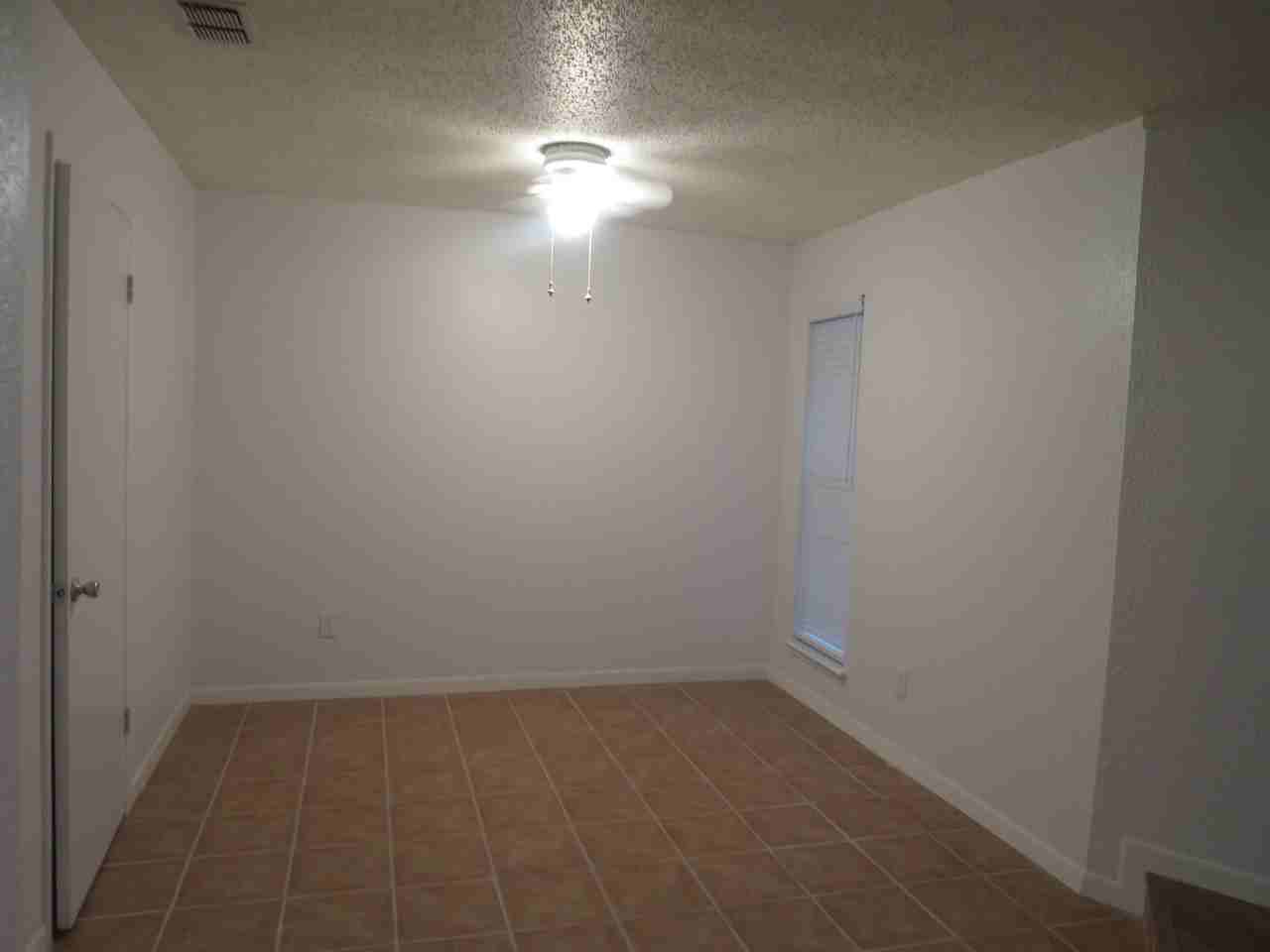 2300 Timberline Dr #NA - Photo 6 of 9