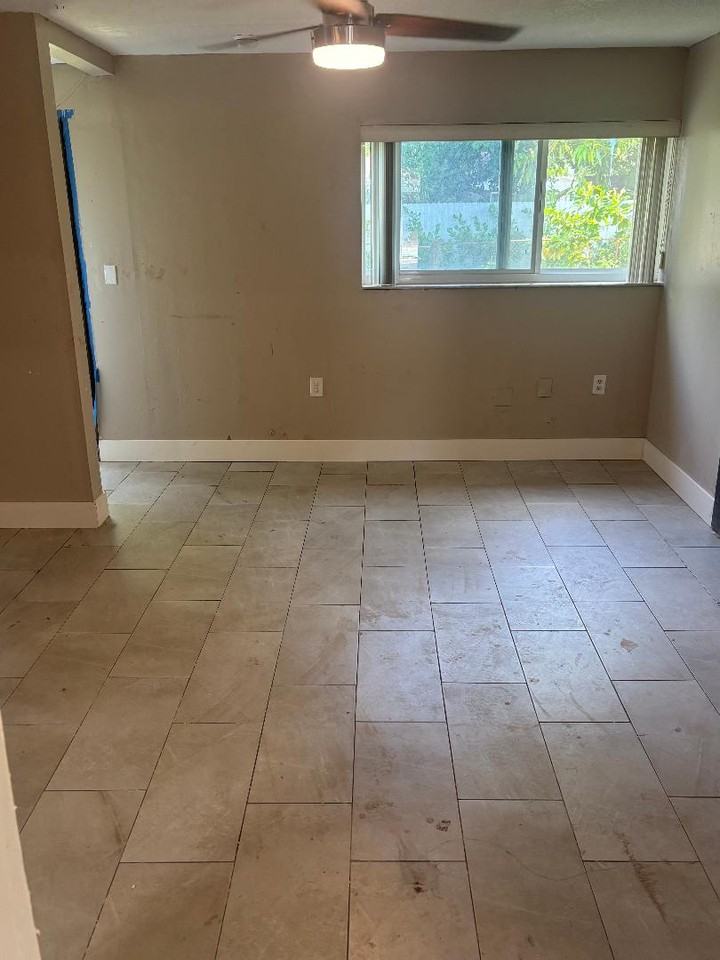 1570 Nw 128th St #NA - Photo 4 of 11