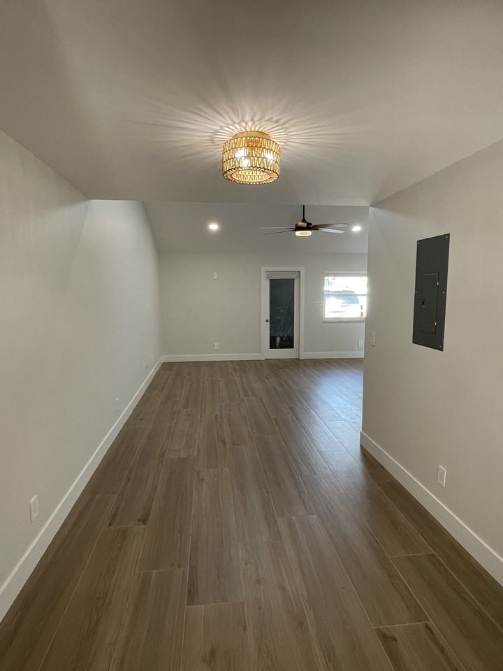 340 S Orlando Ave #2A - Photo 3 of 40