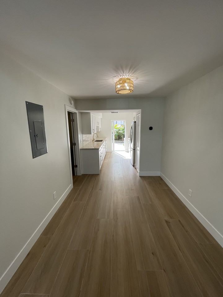 340 S Orlando Ave #2A - Photo 4 of 40
