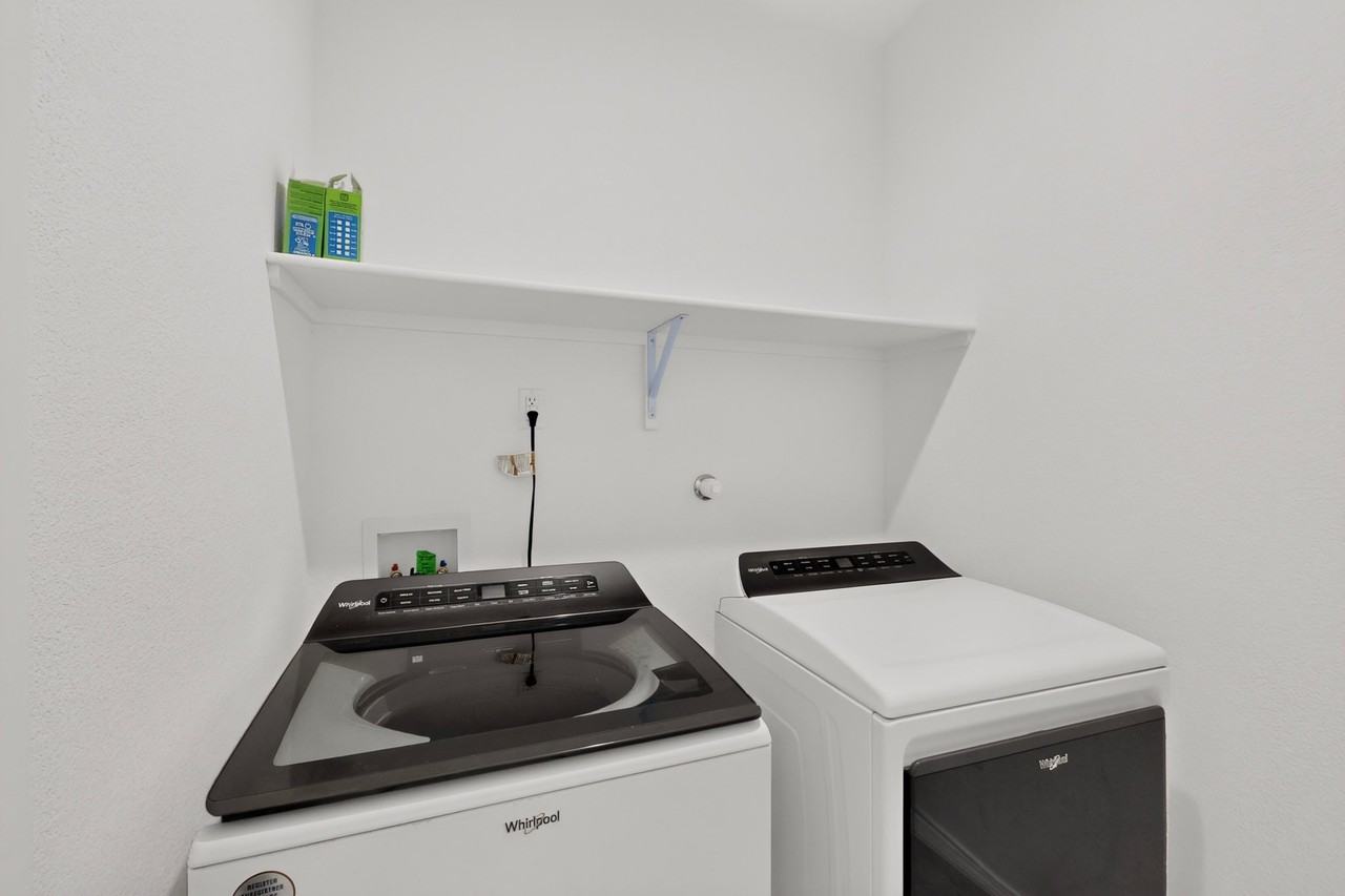 6460 Gannett Dr Ne #NA - Photo 7 of 9