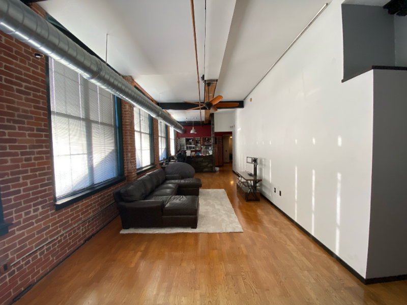 160 Fremont St #313 - Photo 4 of 16