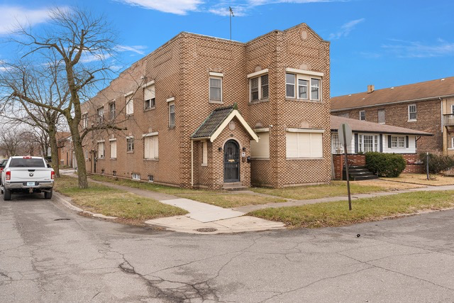 1301 Pennsylvania St #1 - Photo 2 of 10