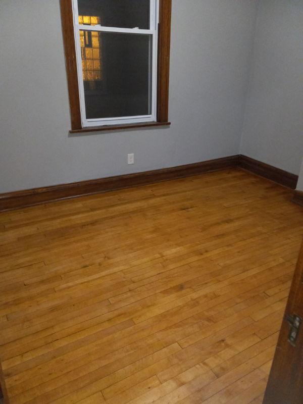 3242 W Le Moyne St - Photo 3 of 9