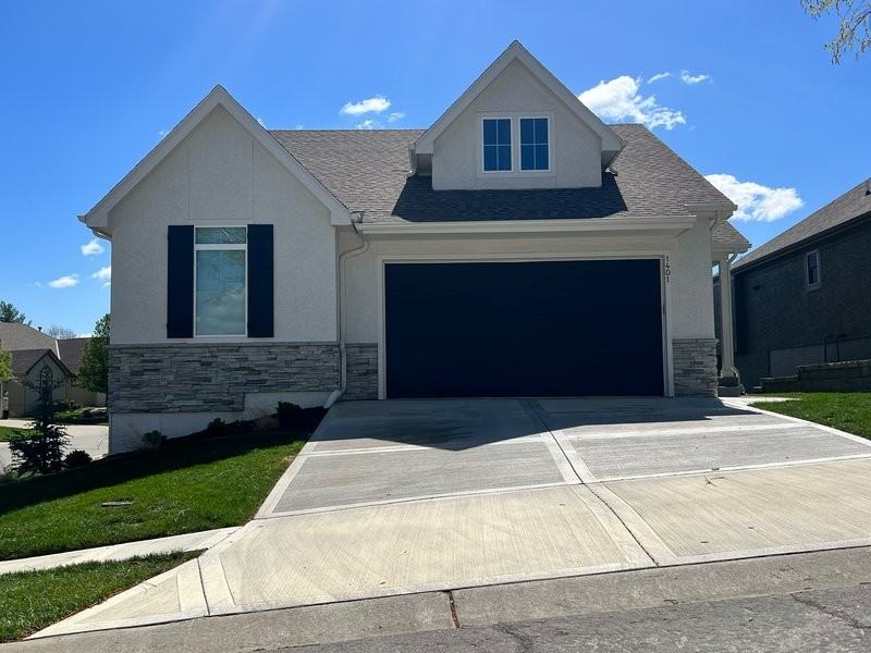 1401 Sw Heartwood Ter