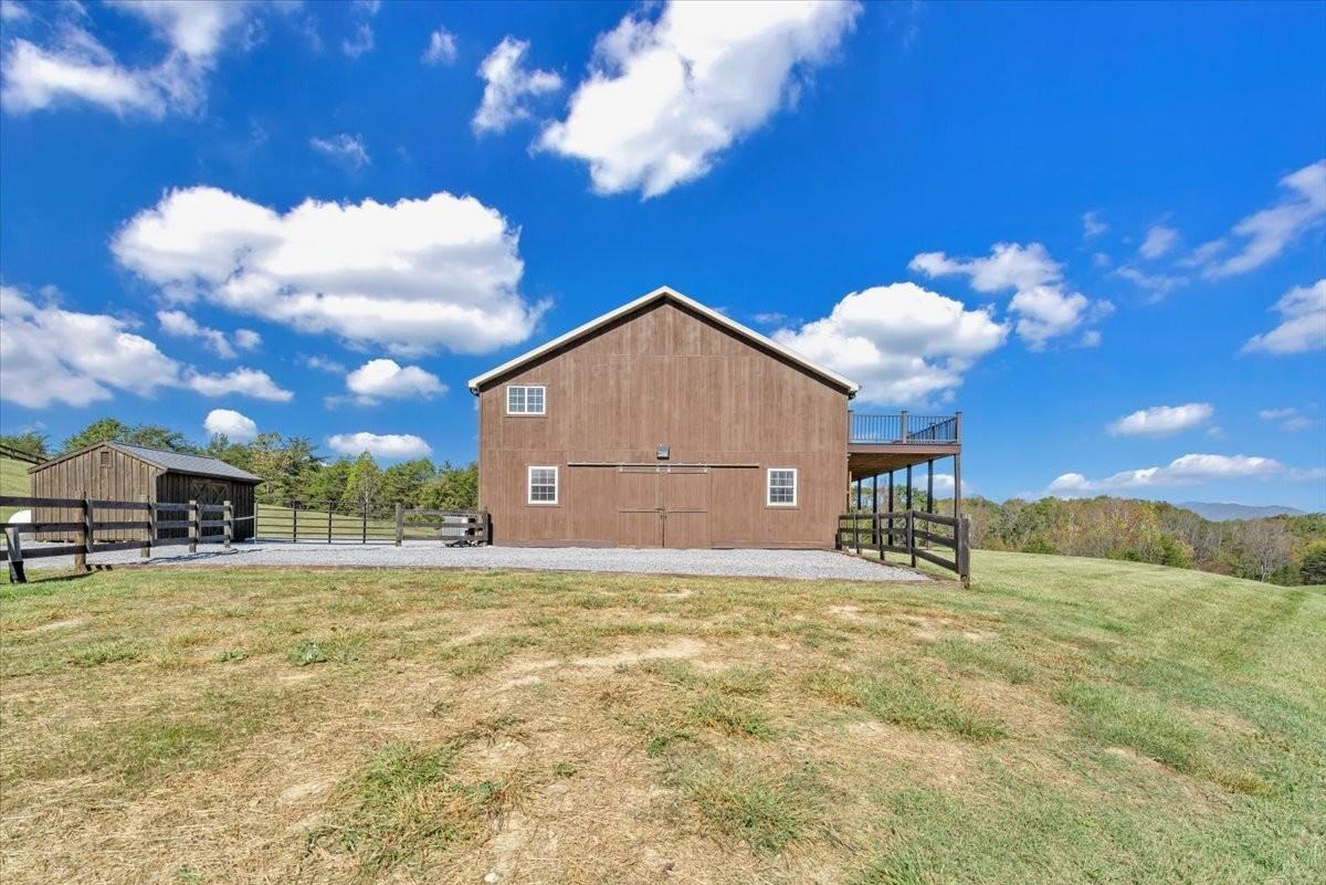 1180 Longfield Rd - Photo 6 of 50