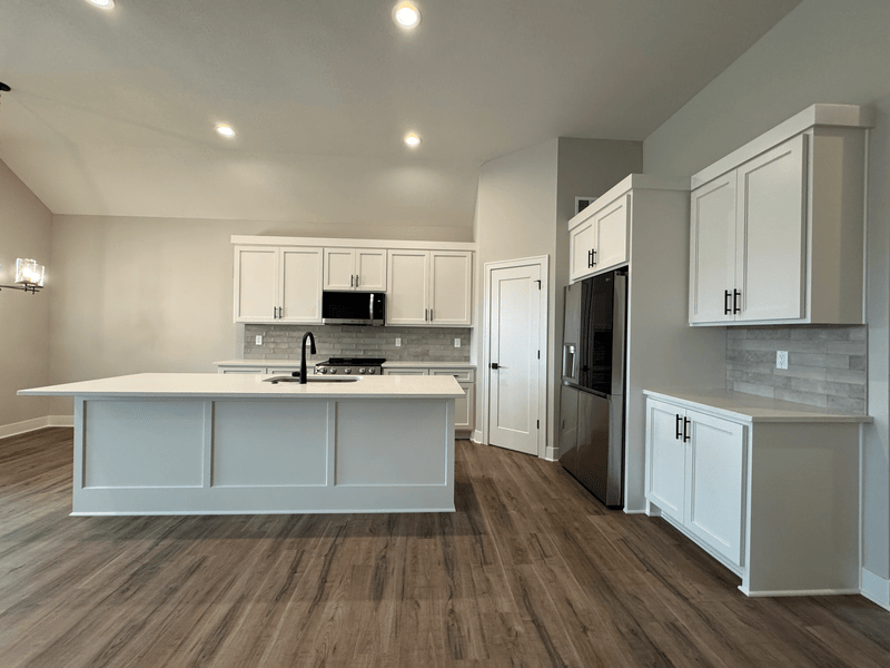 1421 Sw Winthrop Ter - Photo 3 of 36