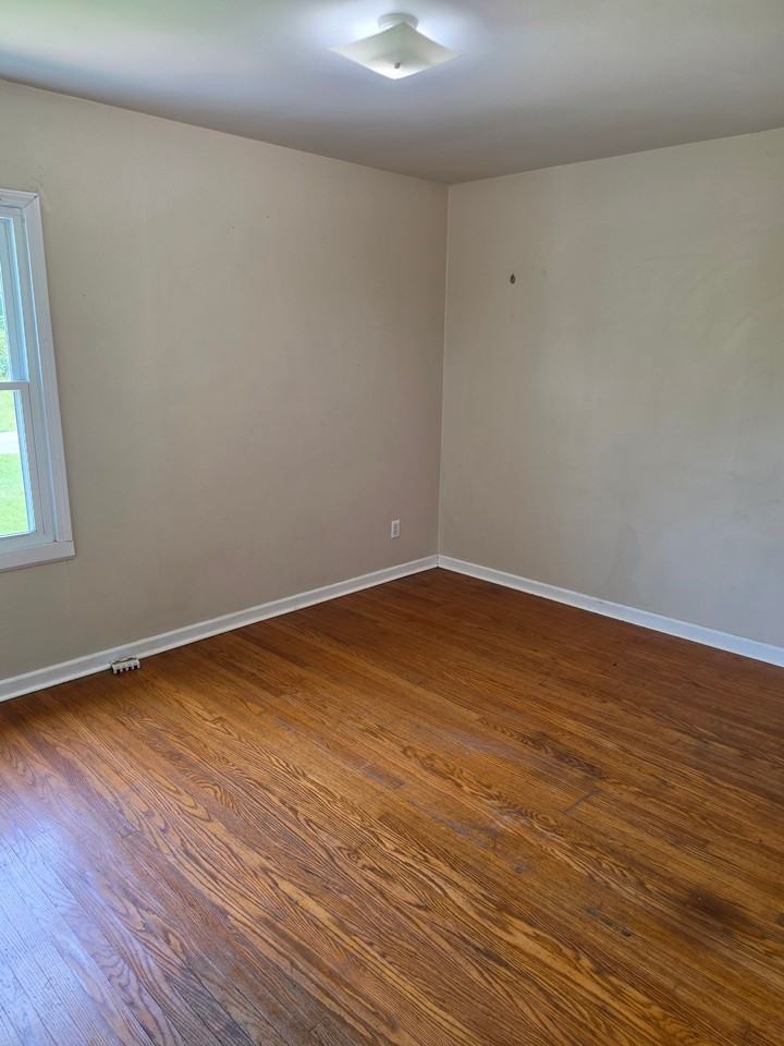 2805 Rhodelia Rd - Photo 7 of 10