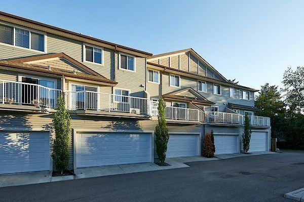 10736 76 Ave Nw - Photo 4 of 8
