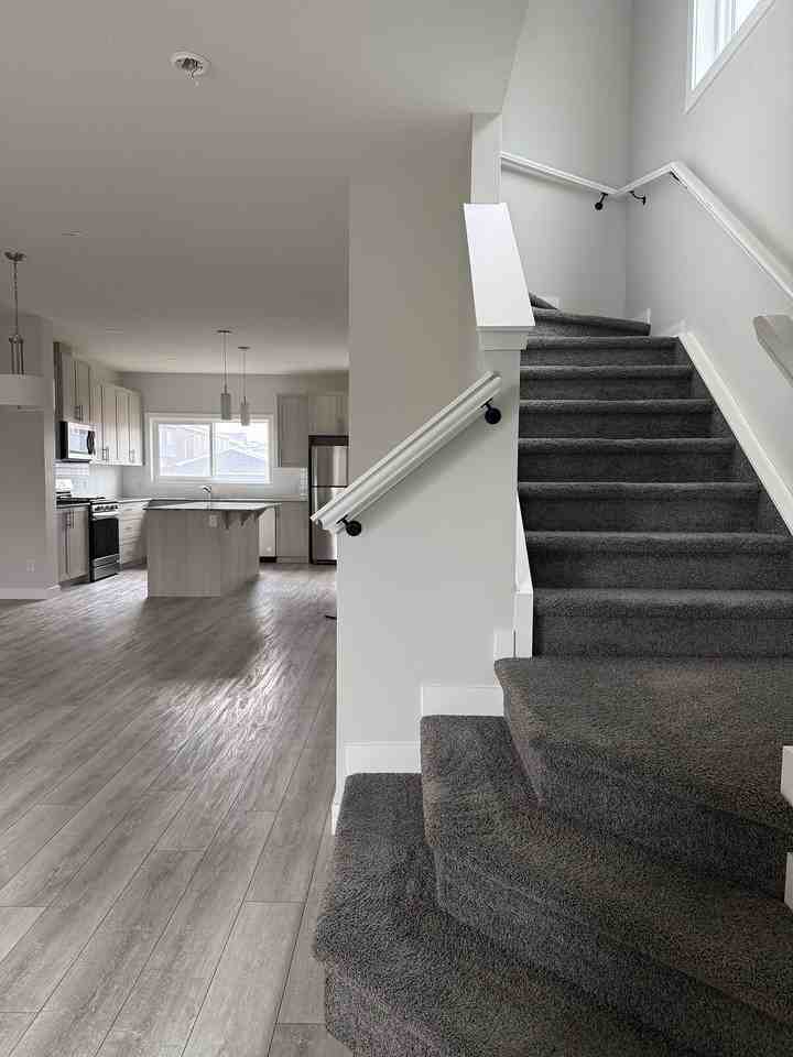 1816 Cornerstone Blvd Ne - Photo 2 of 30