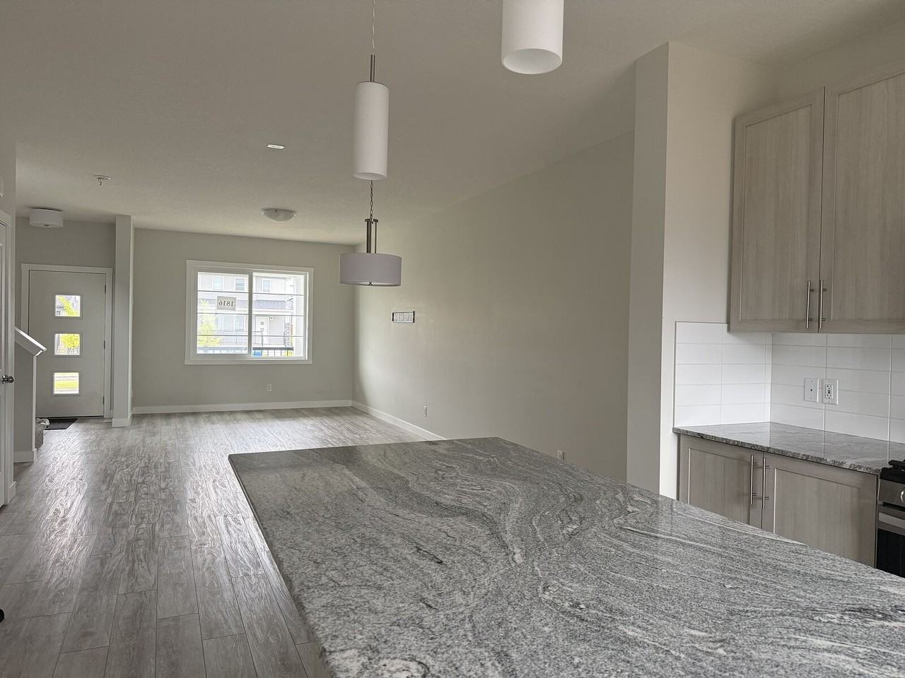 1816 Cornerstone Blvd Ne - Photo 7 of 30