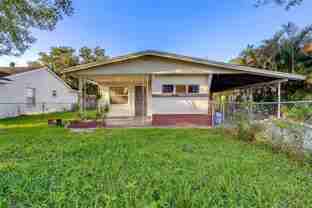 6018 105th Ter N - Photo 1 of 1
