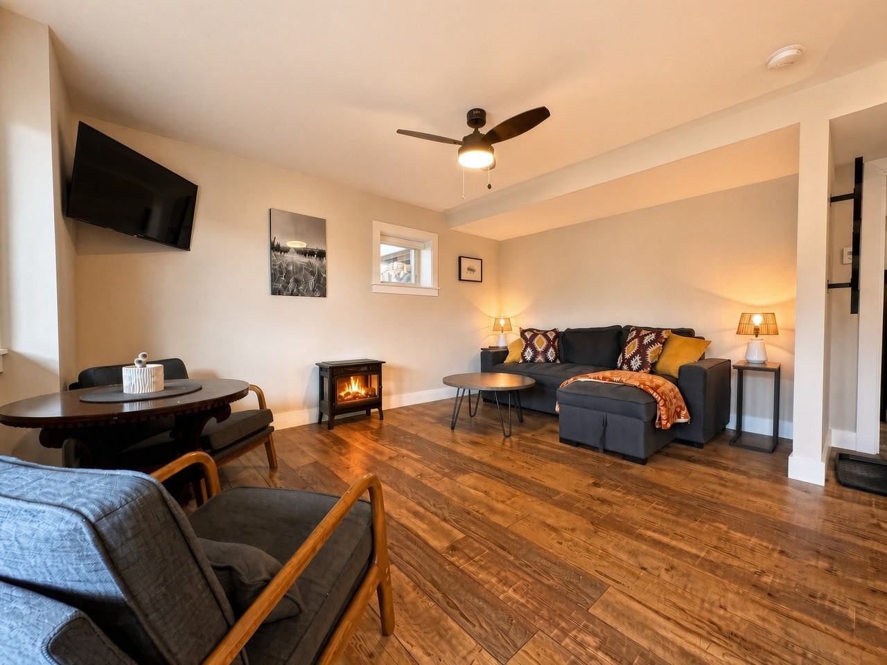 33 Walker Ave #B - Photo 3 of 17