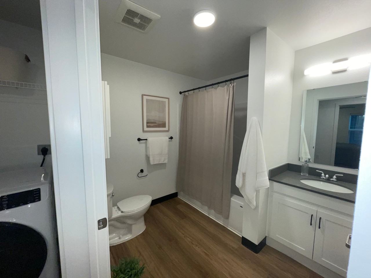 411 W Commercial St #411-1 - Photo 2 of 10
