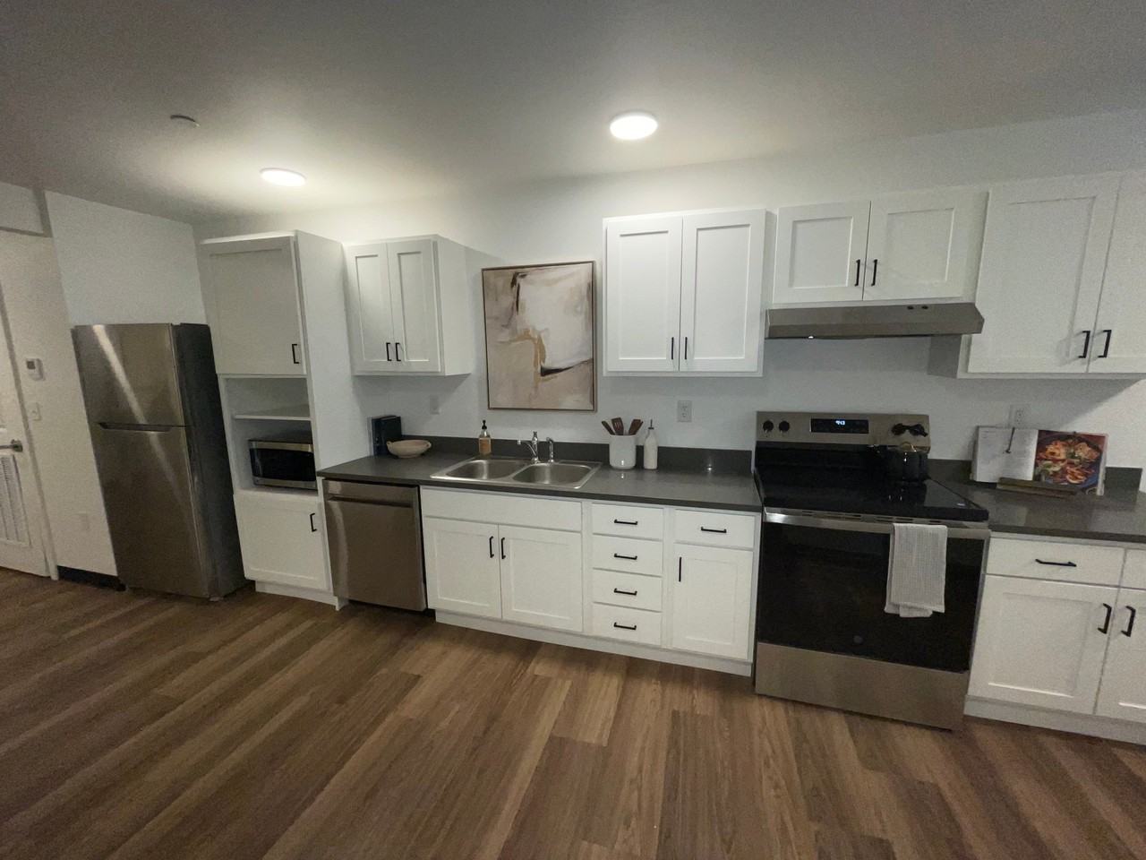 411 W Commercial St #411-1 - Photo 7 of 10