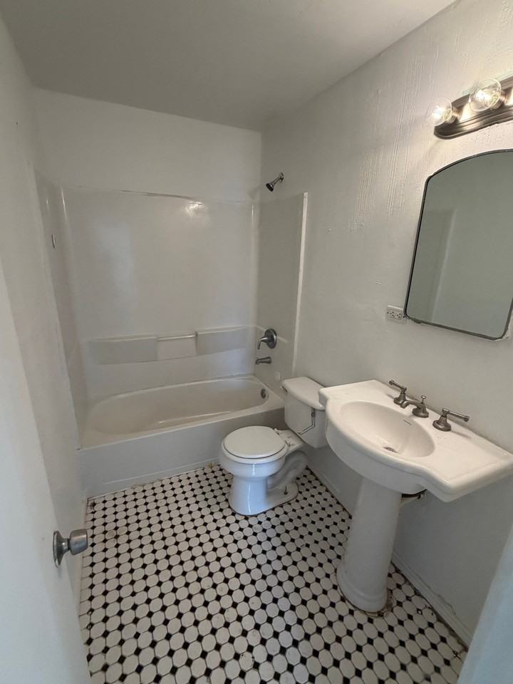 311 N Palo Duro St - Photo 7 of 7