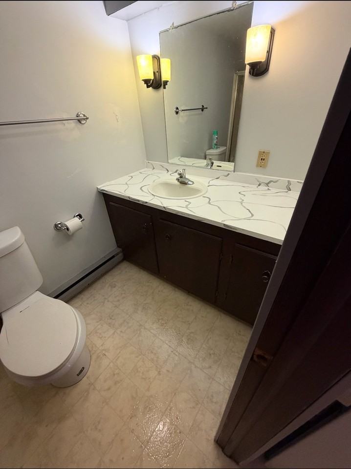 188 Lincoln St #7 - Photo 3 of 4