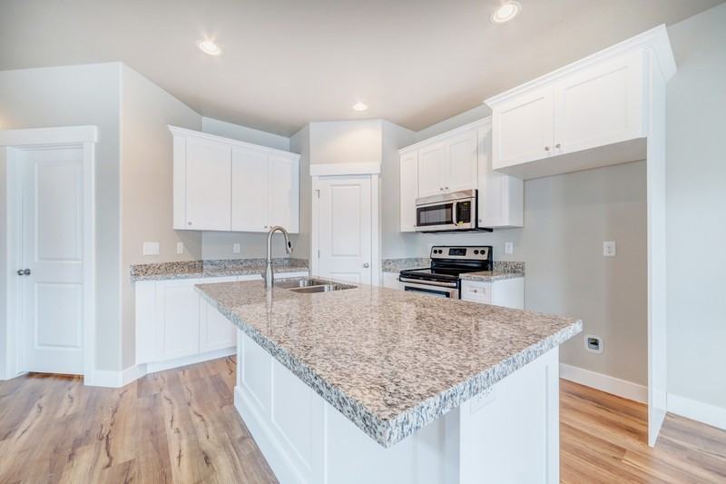 1159 Se - Photo 4 of 28