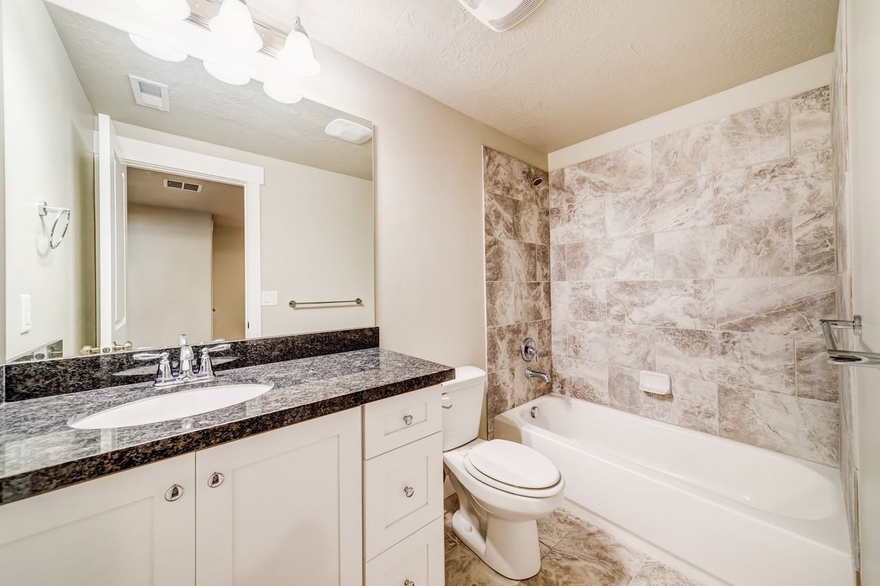4403 W Glendon Dr - Photo 6 of 8